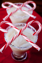 Peppermint white russian holiday cocktail recipe